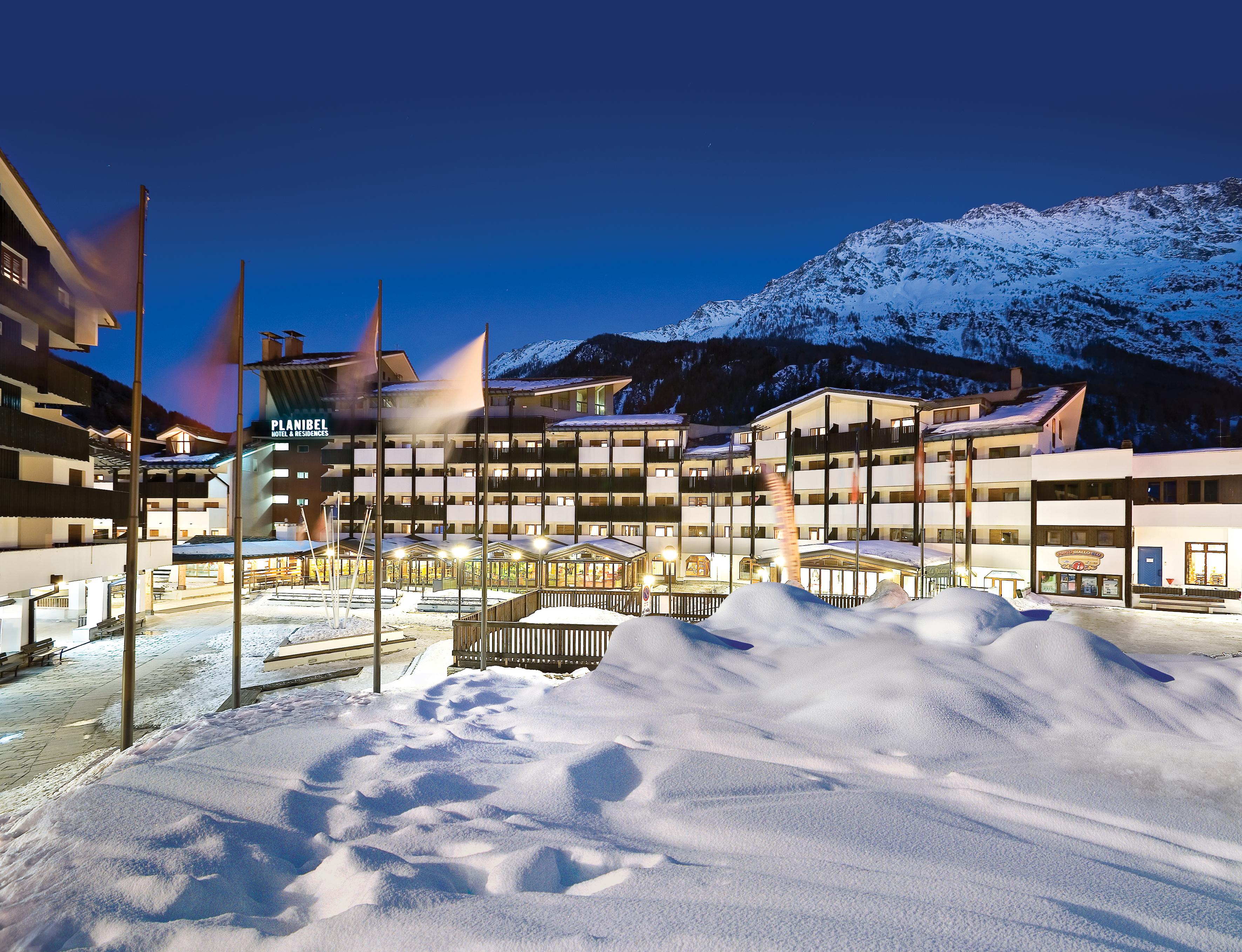Th La Thuile - Planibel Hotel Bagian luar foto