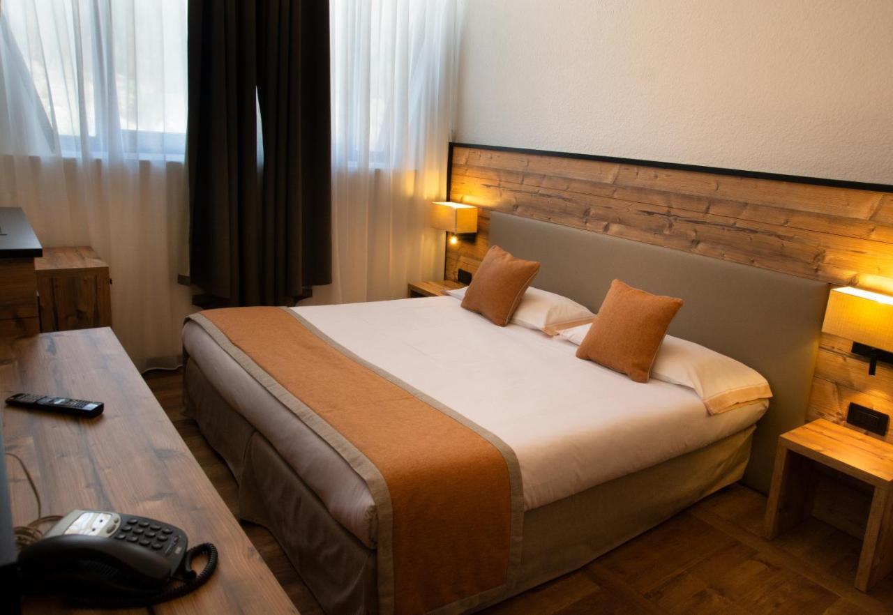 Th La Thuile - Planibel Hotel Bagian luar foto