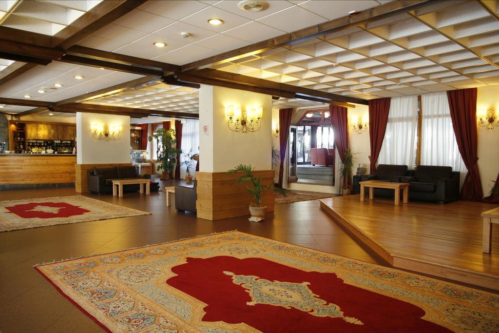 Th La Thuile - Planibel Hotel Bagian luar foto