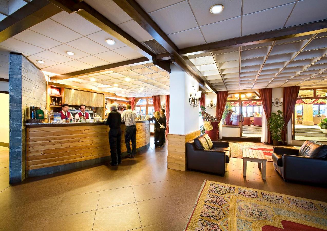 Th La Thuile - Planibel Hotel Bagian luar foto